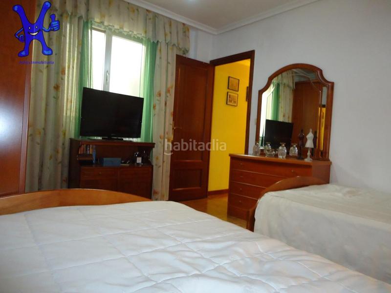 Foto f78b550a-c211-47e1-b769-ade8e9cae1f6. Etagenwohnung in San Esteban - San Cristóbal Salamanca