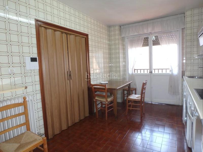 Foto aa5342cb-fb63-488a-809e-48b65d78a986. Alquiler piso exclusivamente estudiantes pisazo en Iturrama 4h 2b en Pamplona / Iruña