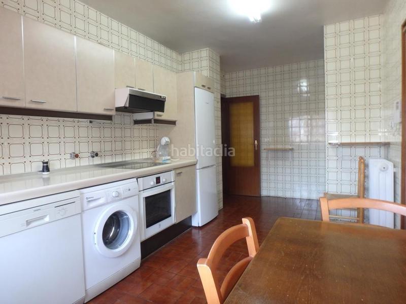 Foto 7698bd4c-01c2-4d73-889a-516dfae2f7d6. Location appartement avec chauffage dans Iturrama Pamplona / Iruña