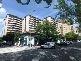 Lloguer Pis a Iturrama. Exclusivamente estudiantes!! pisazo en zona privilegiada de pamp
