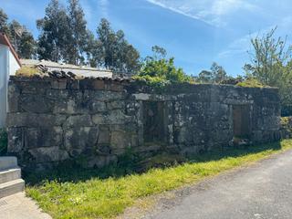 Masia a N/a. Casa pequeña de piedra para restaurar en lugar fetos, ayuntamien