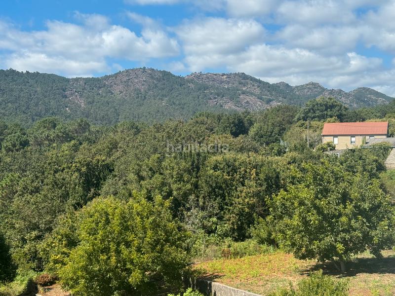 Foto f8e3e67a-e2fe-4b93-b871-4200fc2e9691. Masia a rueiro o maio 1 a Muros