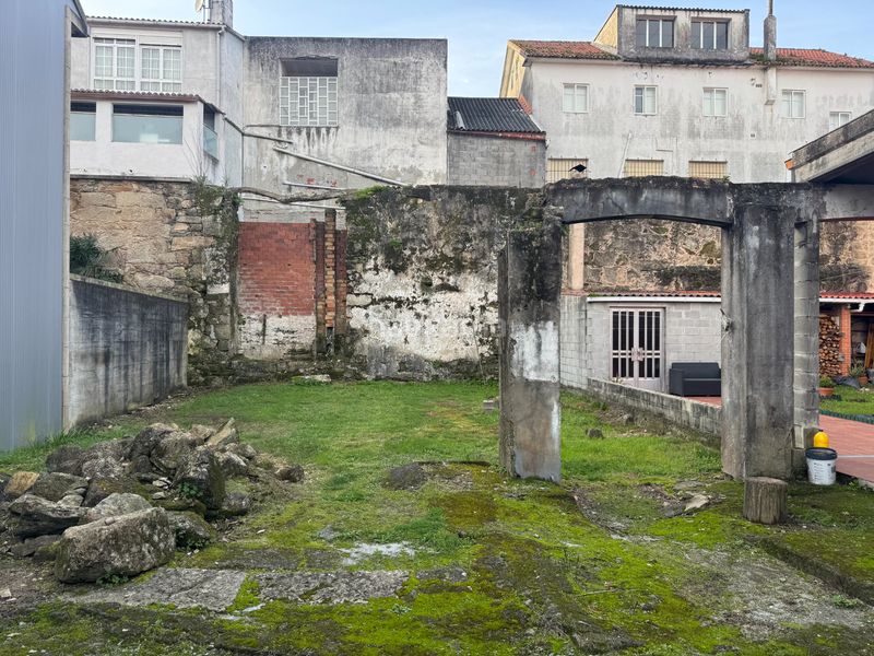 Foto a7f2841e-2e0a-48ea-b8d2-10dee11468f7. Terreno residenziale in rúa porto 90 in Outes