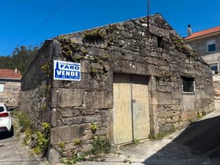 Masia a Lugar louredo 64. Casa de piedra para restaurar en lugar louredo, ayuntamiento de
