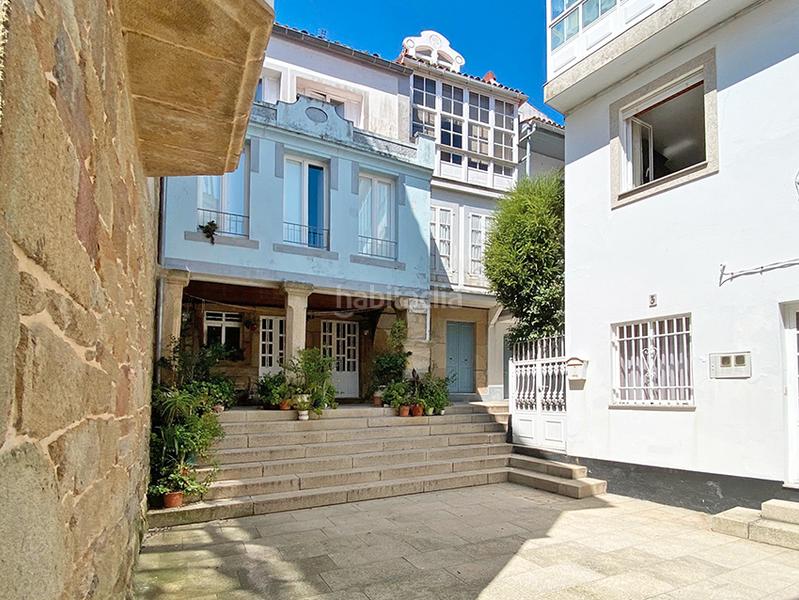 Foto f129a330-8a0f-4a3d-a938-5c4e096473cc. Masía en plaza salero 6 casa de piedra en plaza salero, conjunto historico artistico, ayuntamiento . en Muros