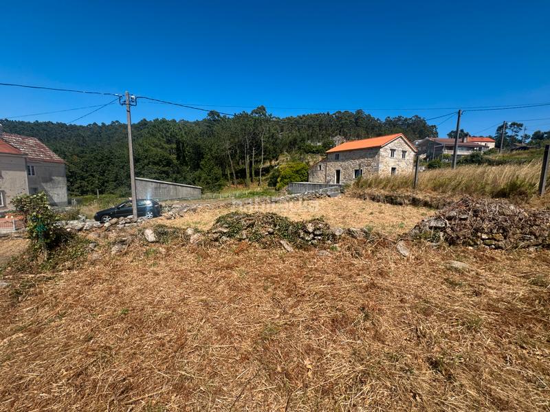 Foto ab159d88-4f65-4c76-9242-dd82a9b40895. Terreny residencial a rueiro o vilar 5 a Muros