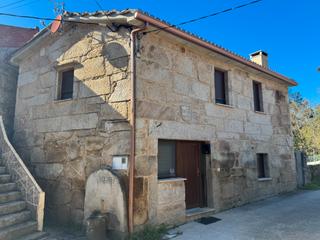 Maison à Lugar piñeiros 30. Casa en lugar piñeiros, ayuntamiento de carnota.