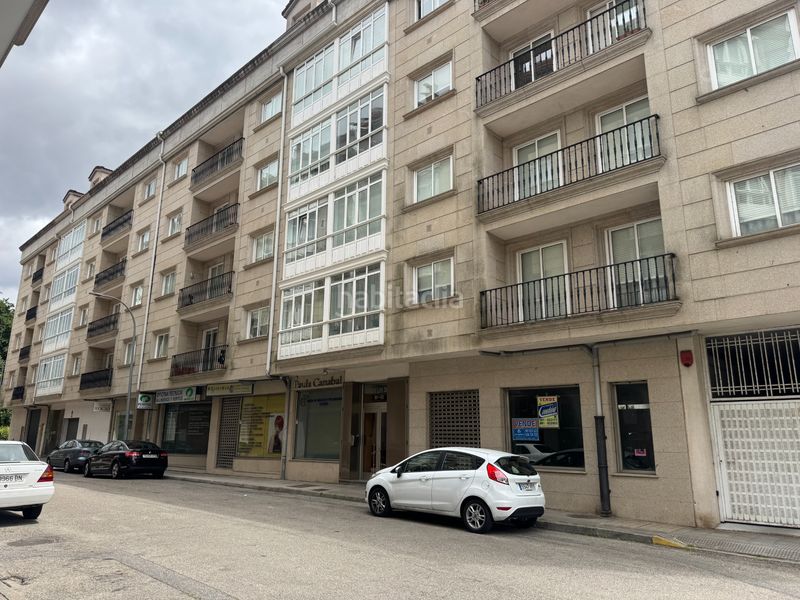 Foto c7ce7957-e8b6-478e-9a7a-67cbe048ee17. Pis a rúa perito don basilio 12 a Noia