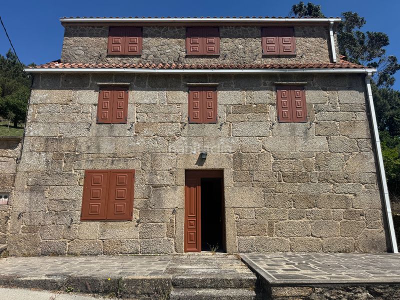 Foto f082c3bd-5e35-436a-a2f4-9539a4493e9b. Casa in lugar riomao 11 in Muros
