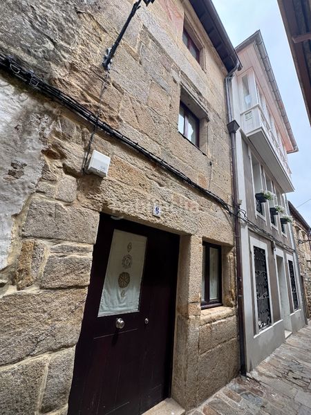 Foto c33361ac-4997-4587-aea5-764e81d9f2da. Casa in rúa gracia 6 in Muros