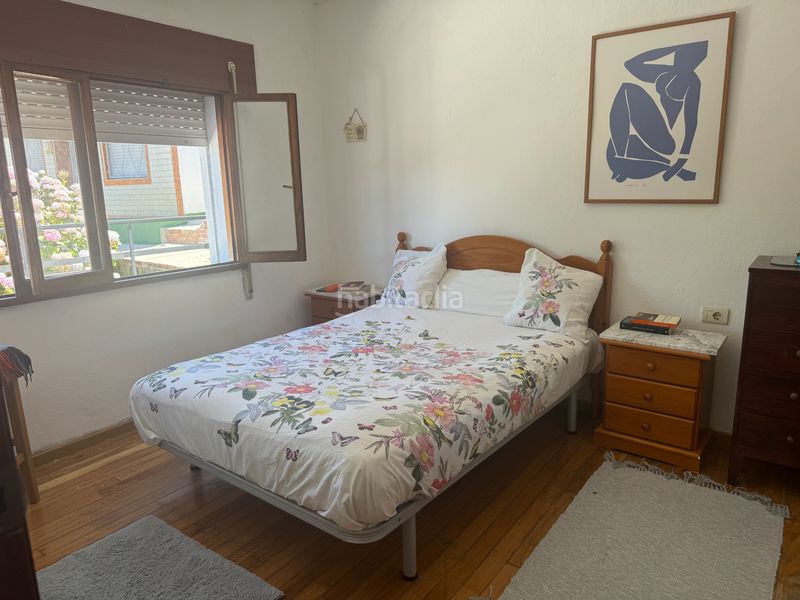 Foto be9858ce-9f00-48f4-b92b-8ef70526602b. Casa a avenida bombé 9d a Muros