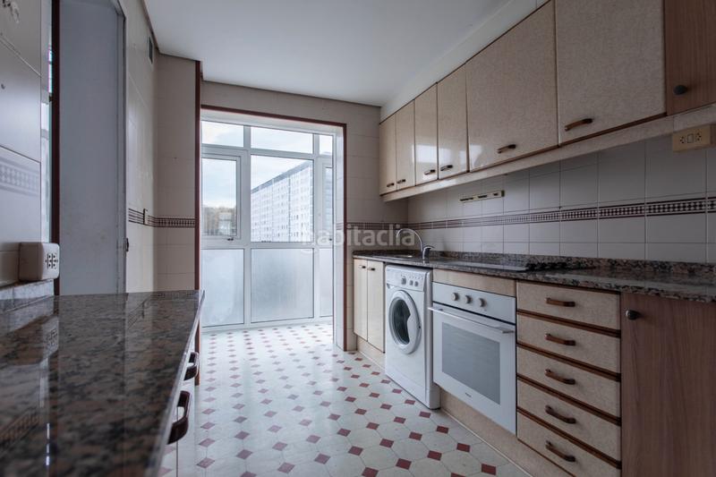 Foto 6f100032-dfde-4e13-ab3b-3b27339717f7. Appartamento con riscaldamento parcheggio in Someso - Matogrande Coruña (A)