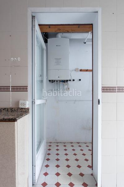 Foto 89d7a625-7bff-4259-85b9-3006fa0cf24f. Appartamento con riscaldamento parcheggio in Someso - Matogrande Coruña (A)