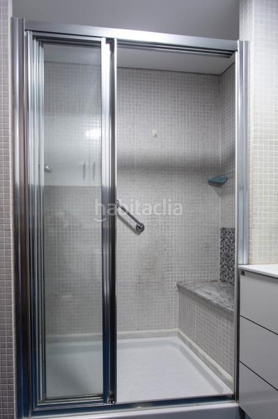 Foto 9780155b-db49-4bc5-8fa1-111bd64491f7. Appartamento con riscaldamento parcheggio in Someso - Matogrande Coruña (A)