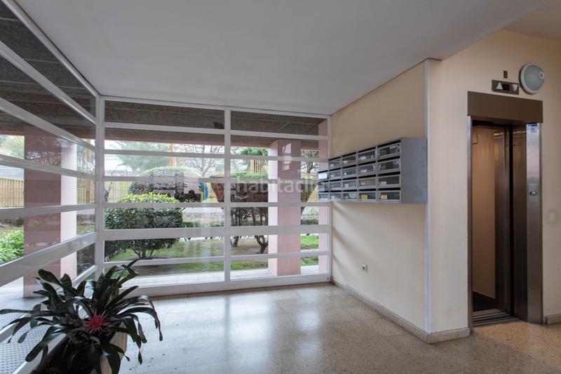 Foto f4f51832-af25-4566-b856-6f4aad09b298. Appartamento con riscaldamento parcheggio in Someso - Matogrande Coruña (A)