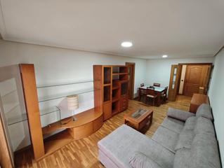 Rent Flat in Avenida párroco villanueva 26