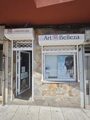 Local Comercial  Avenida ribados 8. Local en venta en o burgo