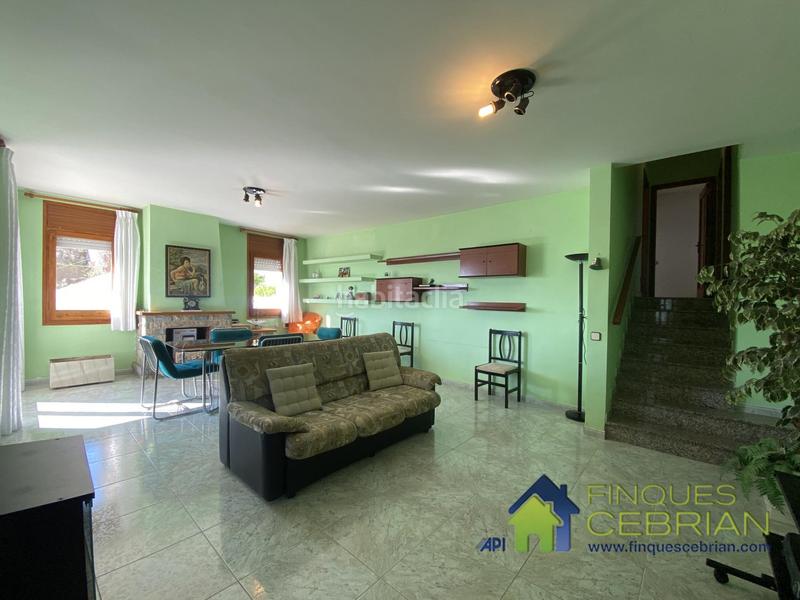 Foto 03f3b22d-d9ce-403a-9c4c-7741bd10bd1f. Chalet con riscaldamento parcheggio in Alella