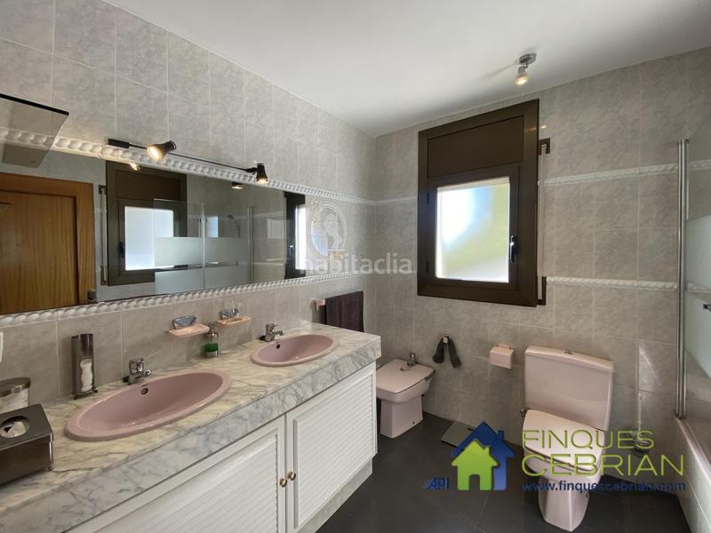 Foto 0c77a951-4e04-4034-999a-ea1447ae906b. Chalet con riscaldamento parcheggio in Alella