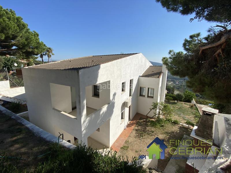 Foto 5e3e17f8-2ed2-40c1-a9a5-66d17788bf2b. Chalet con riscaldamento parcheggio in Alella