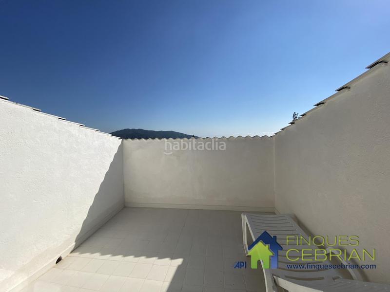 Foto f554186e-17dd-42bb-a60b-289477323374. Chalet con riscaldamento parcheggio in Alella