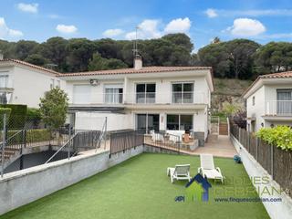 Casa adossada  Jaume i. Oportunidad única! vivienda de ensueño en venta en argentona!