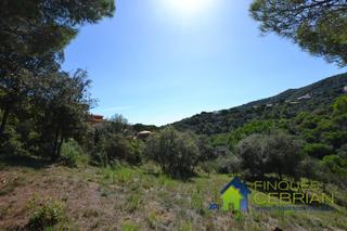 Terreny residencial a Alella. Parcela con vistas al mar