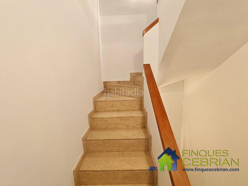 Foto 367eee05-1537-402d-a8ed-8c0f6daff84c. Reihenhaus mit heizung parking in Alella