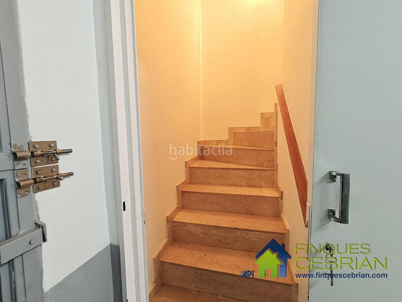 Foto 945392cb-ff31-480a-afb9-228732ff956e. Reihenhaus mit heizung parking in Alella