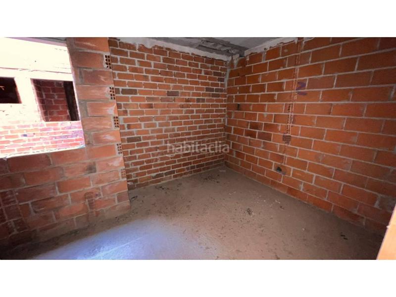 Foto 9a69bd6b-c98c-4178-ba42-8cc6b5296305. Edificio  en venta en la gineta en Gineta (La)