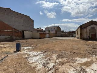 Finca rústica en Madrigueras. Terreno en venta en madrigueras