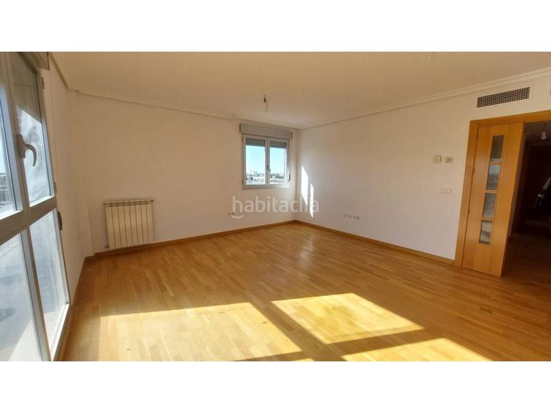 Foto f15f7bc0-5c0a-4f78-9839-3cdc1a0f61e6. Appartamento con riscaldamento piscina in Imaginalia - Llanos del Águila Albacete