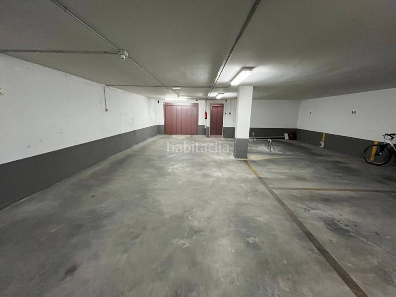 Foto 46f00ecc-1ddd-43f1-a4f7-3e2e49415c75. Posto auto in Ensanche - Franciscanos Albacete