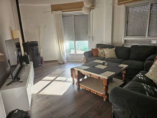 Miete Etagenwohnung in Ensanche - Franciscanos. Alquiler para estudiantes