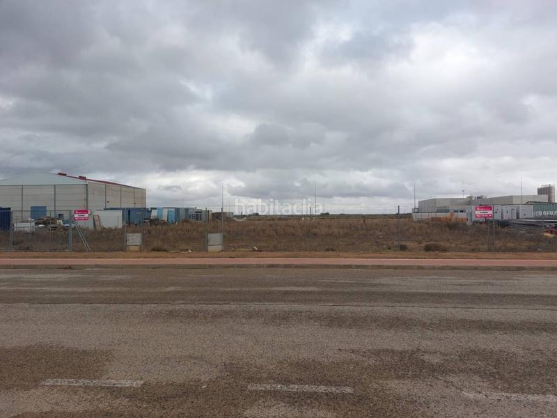 Foto 13fc35b8-af76-463e-9855-c9e797c44bb7. Gewerbliches grundstück in Pedanías - Extrarradio Albacete