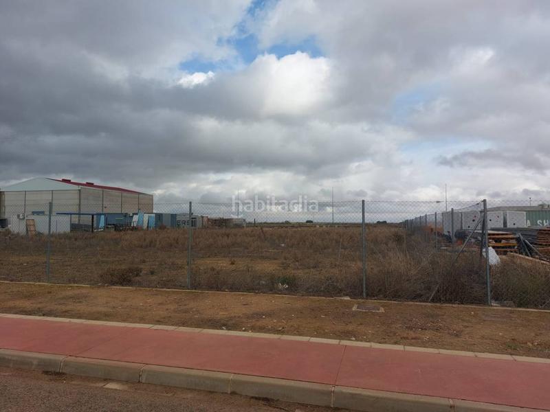 Foto 9085e5b4-ac7c-4de6-bbd8-2aad7a4133af. Solar industrial a Pedanías - Extrarradio Albacete