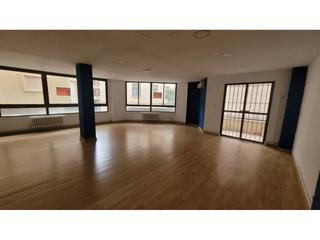 Rent Office space in Carretas - Pajarita. Entreplanta en alquiler en centro