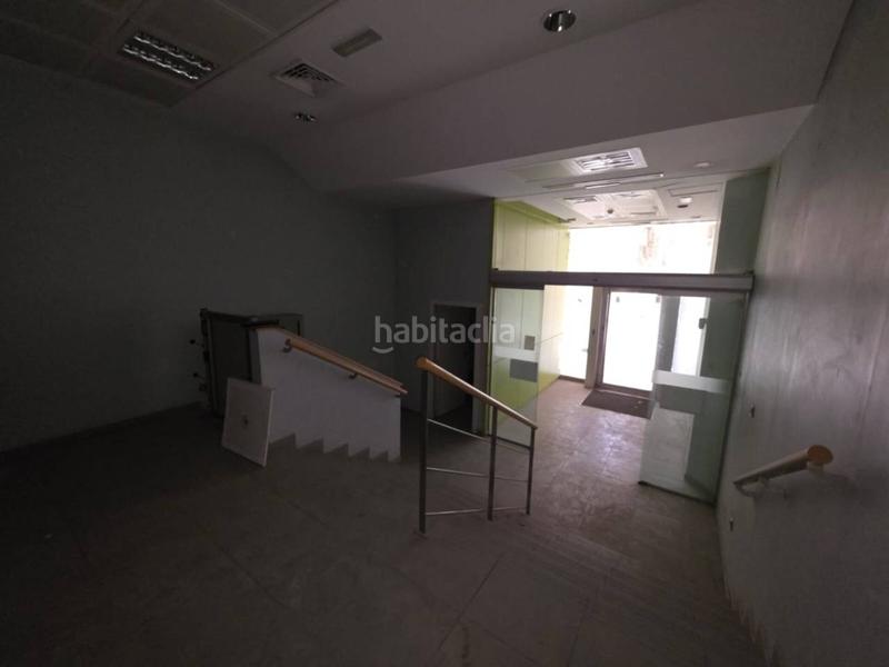 Foto 7b504e88-6ca5-423a-8ea9-a612864a014e. Lloguer local comercial a Centro Albacete