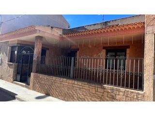 Xalet a Madrigueras. Chalet en madrigueras