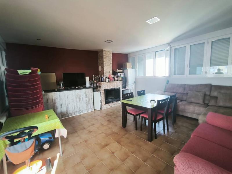 Foto 8eb55d4f-368a-493f-806a-f03966badffe. Ático  en Industria en Industria Albacete