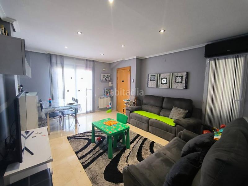 Foto ba06b4b6-af22-483c-88c1-c32142928dfa. Ático  en Industria en Industria Albacete