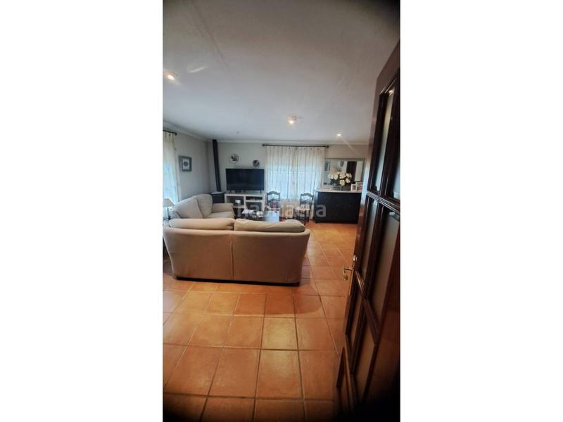 Foto 58aade6f-ec62-4421-86b3-50cafeba44d4. Casa amb calefacció aparcament a Vianos