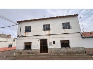 Casa en Villarrobledo. Casa independiente en villarrobledo
