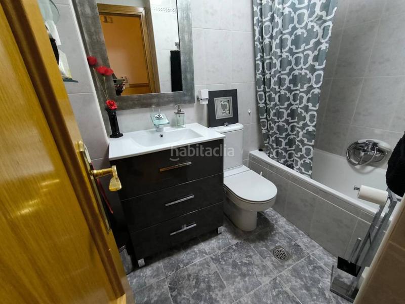 Foto fa114ed7-4236-4bac-ac57-ddf5b9adc54e. Pis amb calefacció a Fátima Albacete