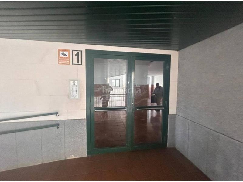 Foto 21967292-5a60-4171-a9cf-2d4185562f98. Flat with parking in Universidad Albacete