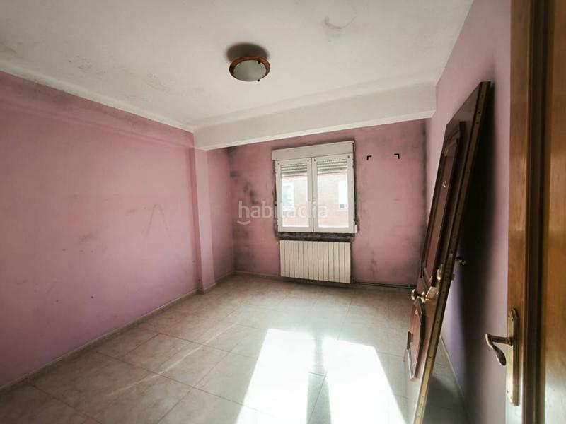 Foto fb010f22-8a4e-45a5-be49-41b08a3ad1a0. Flat with heating in Ensanche - Franciscanos Albacete