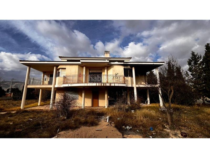 Foto c4d76d60-7e14-4b7f-9148-310dcb6e3c47. Chalet avec chauffage parking dans Caudete