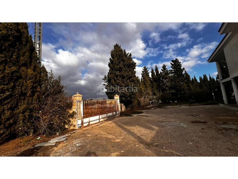 Foto e7091e08-ad9a-4be9-9db5-87feff347a18. Chalet avec chauffage parking dans Caudete