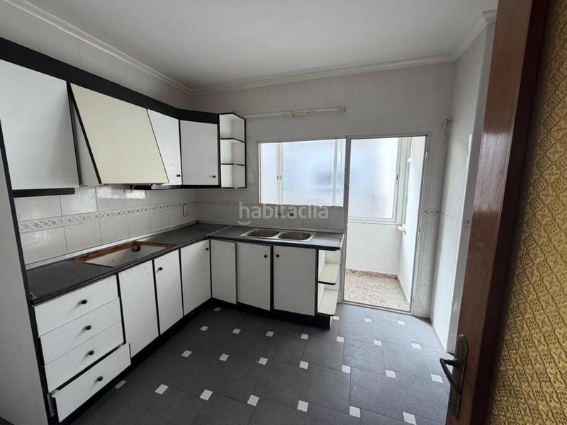 Foto b1c4a0ed-4fec-428e-878d-7350770df0c2. Attique dans Caudete