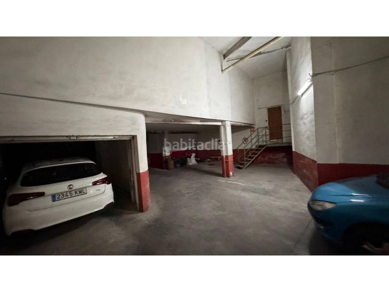 Foto 12974c37-a2db-4186-9115-553282f77eec. Aparcament cotxe a Caudete